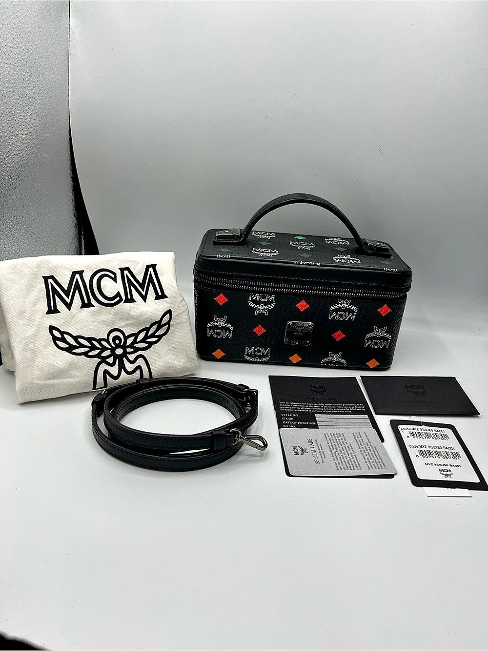 MCM Rockstar Vanity Case in Visetos Original Black & Red